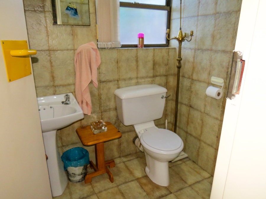 4 Bedroom Property for Sale in Heuwelsig Free State